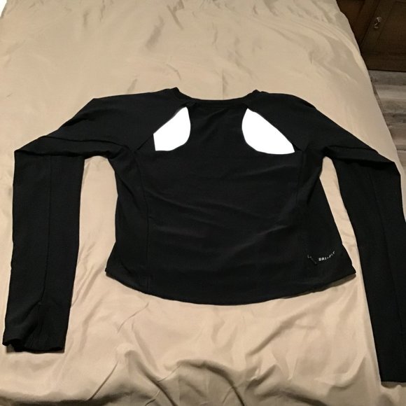 Nike Dri-Fit Running top - Picture 6 of 12